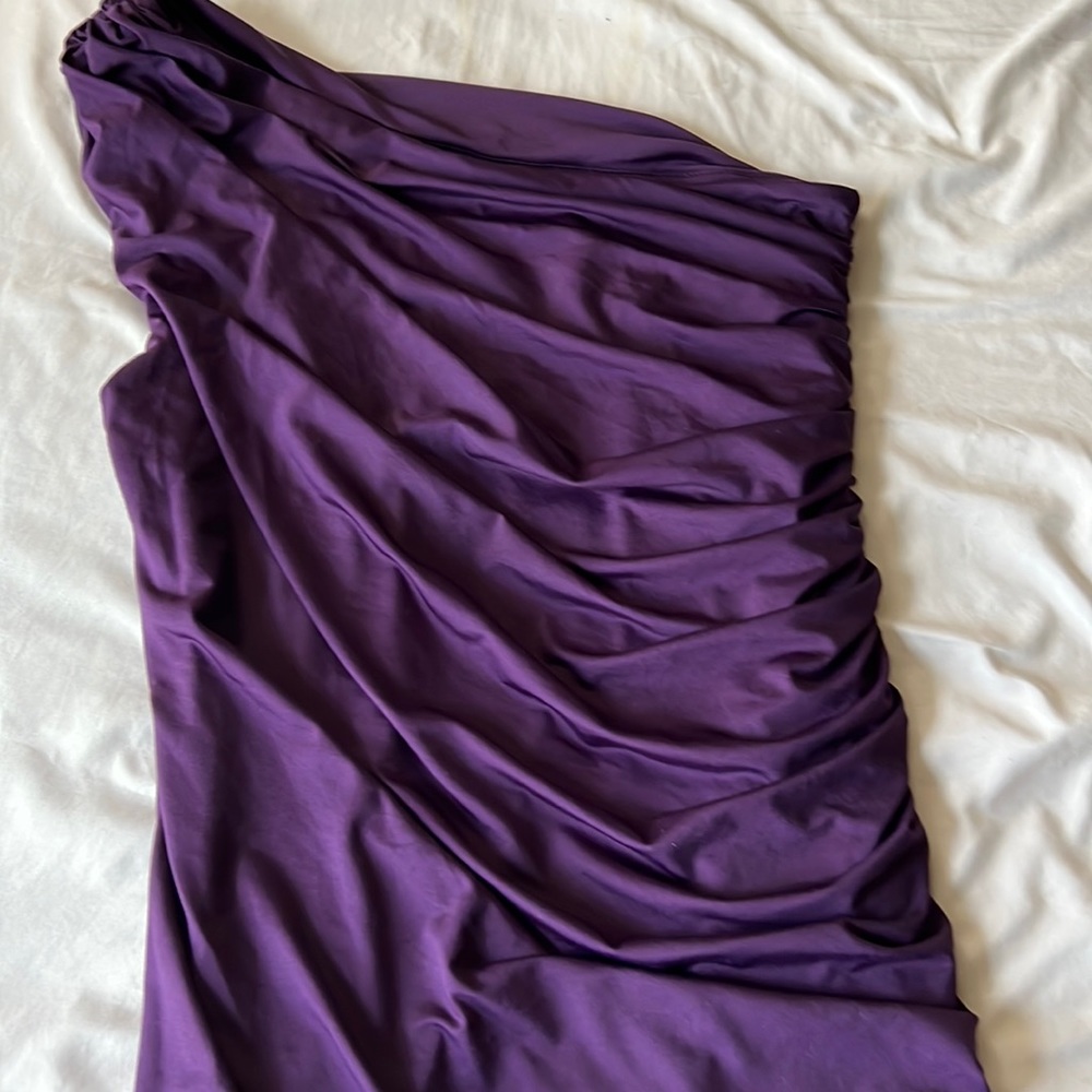 One shoulder knee length dress